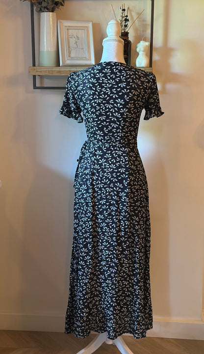 Robe portefeuille noire imprimé fleuri lurex argenté T.36