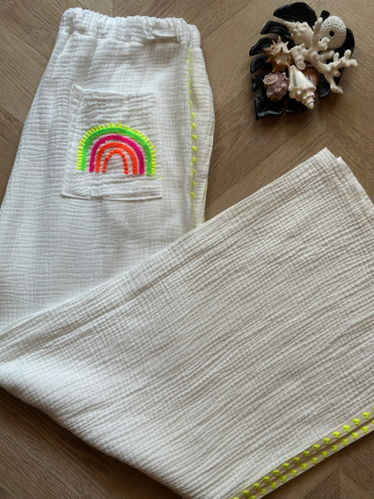 Pantalon gaze de coton Made in Italy blanc brodé arc-en-ciel – T.U 36/44