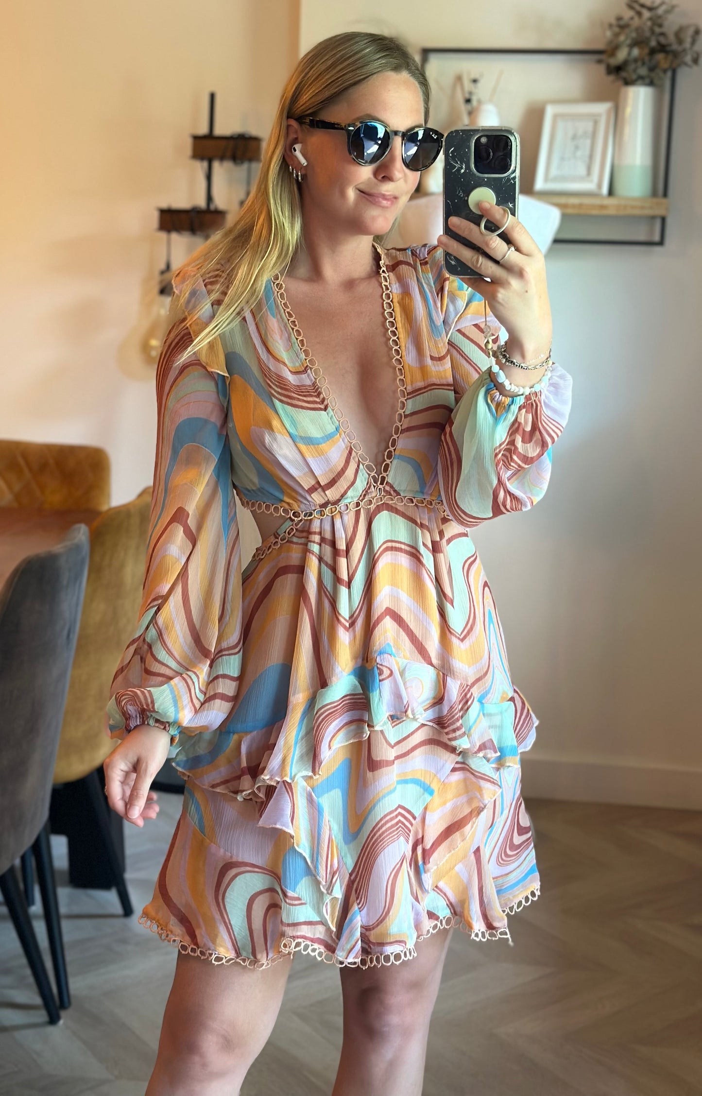 Robe volantée imprimé multicolore – Dos ouvert T.38