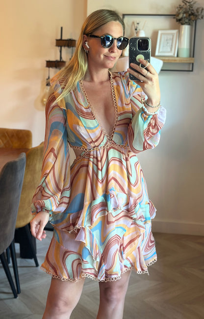 Robe volantée imprimé multicolore – Dos ouvert T.38