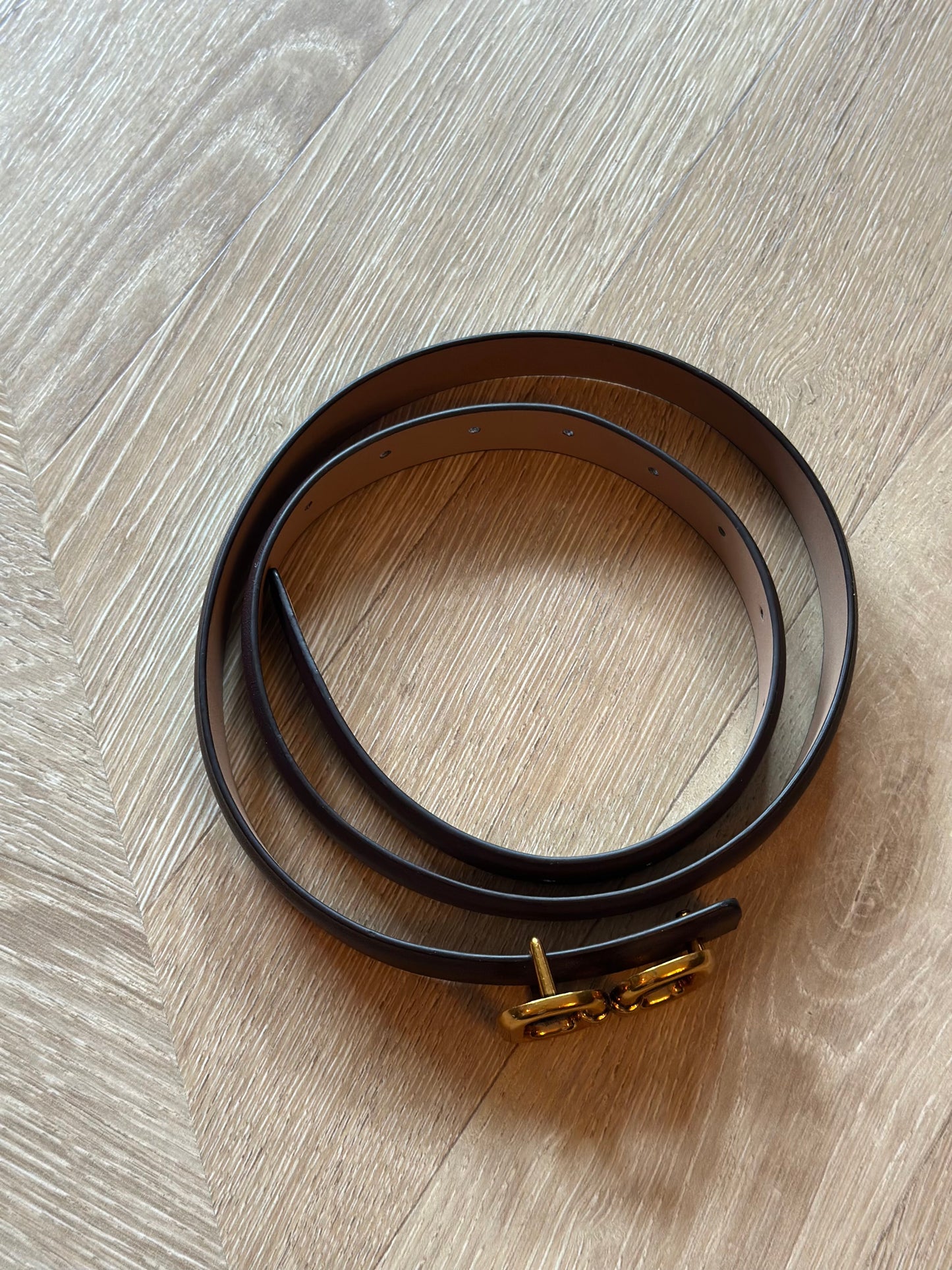 Ceinture en cuir marron foncé boucles dorées taille M