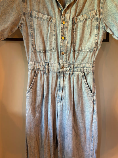 Combinaison jean bleu clair denim coupe droite manches courtes T.36