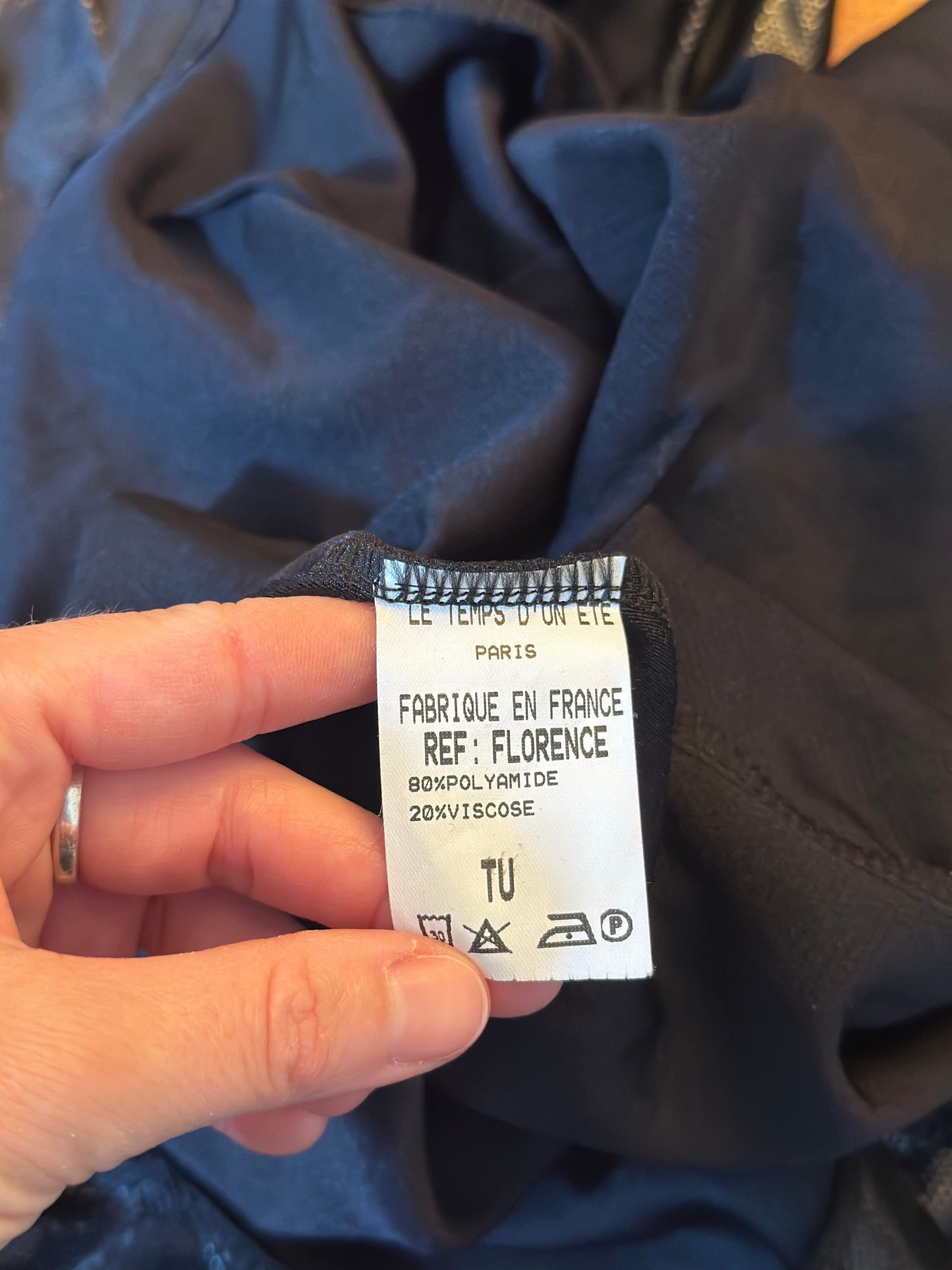 Chemise noir effet métallisé vintage T.U