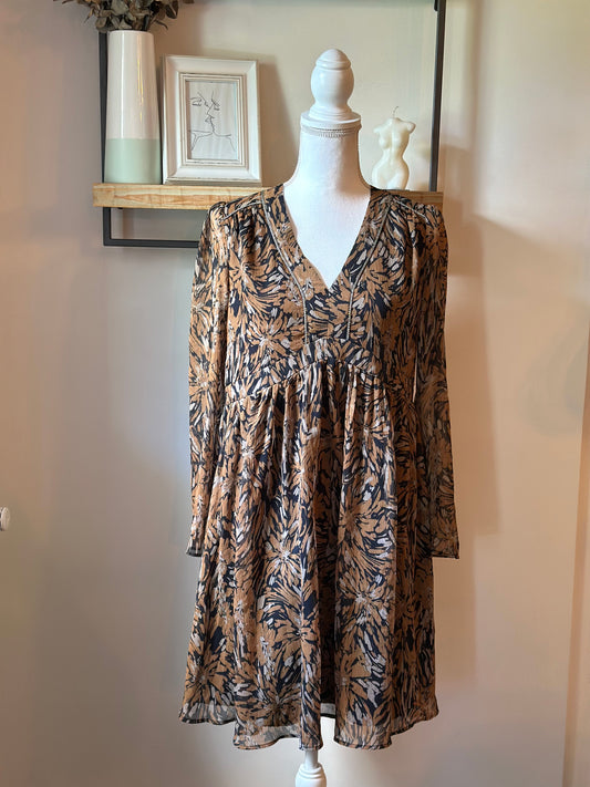 Robe fluide volantée imprimé noir col V manches longues T.38