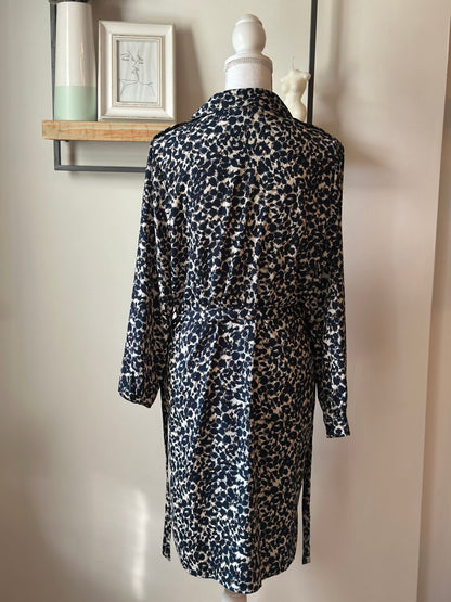 Robe léopard fluide ceinturée manches longues T.36