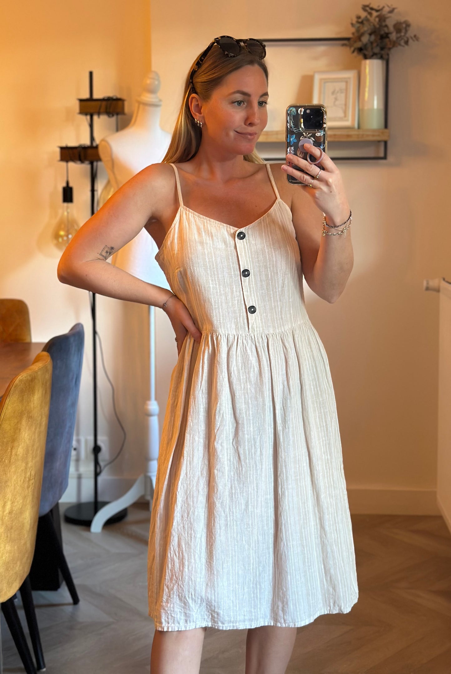 Robe midi à rayures fines beige – en lin T.40
