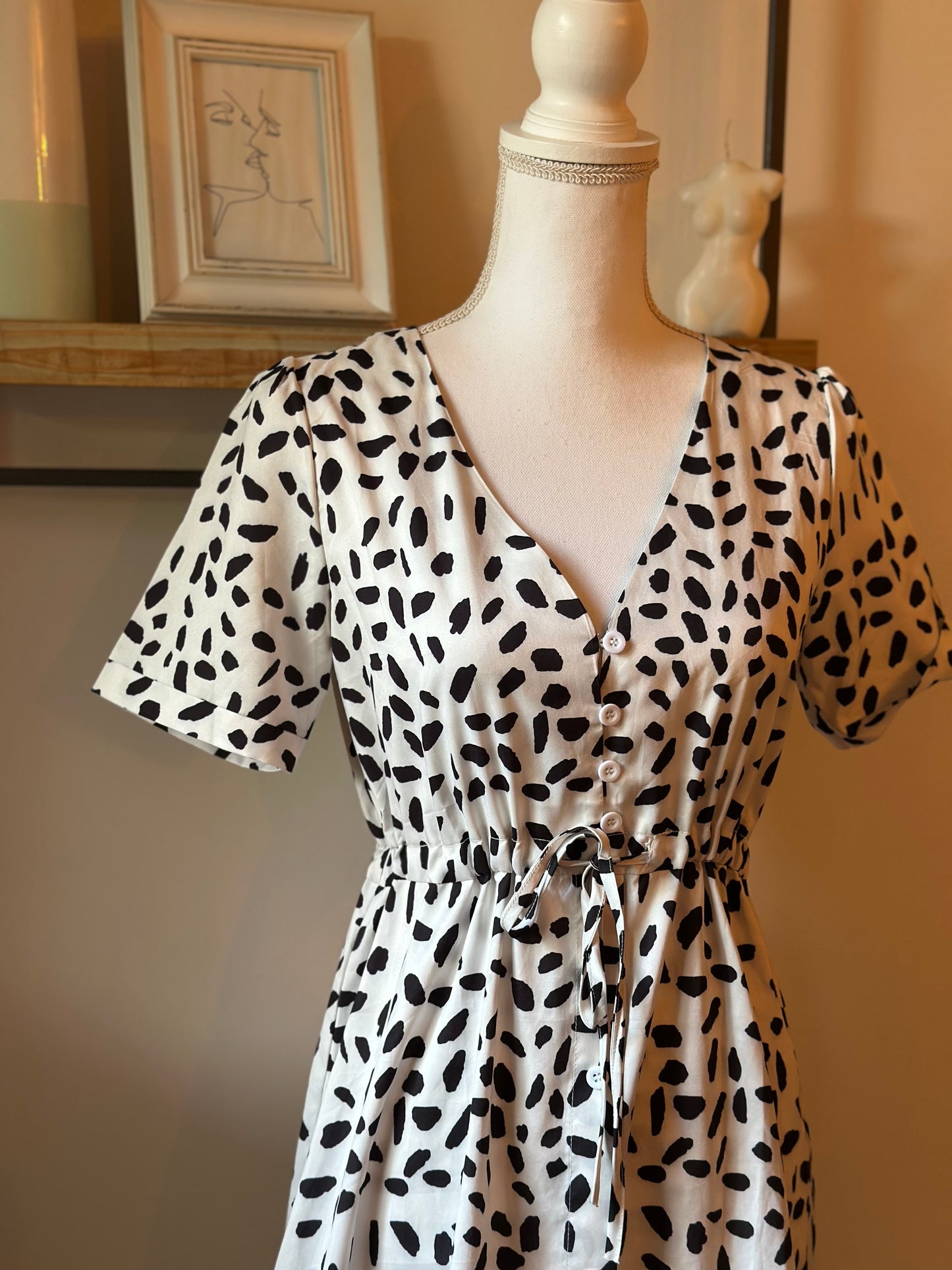 Robe imprimé noir et blanc ajustable T.36
