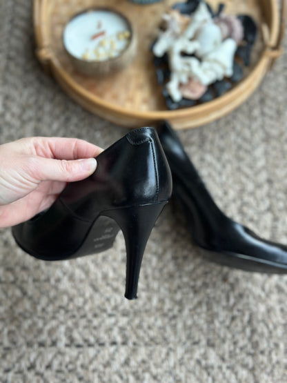 Escarpins cuir noir P.36