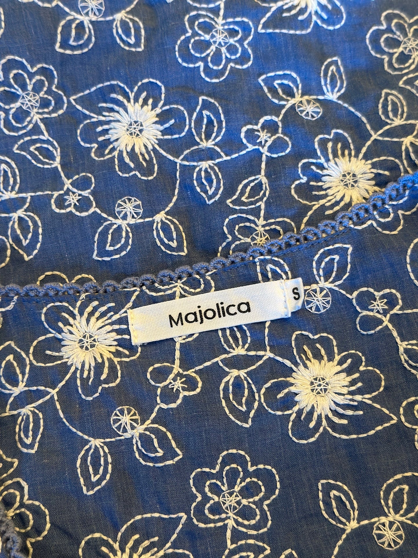 Blouse bleue brodée fleurs coton T.36/38