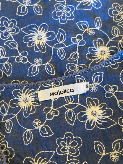Blouse bleue brodée fleurs coton T.36/38