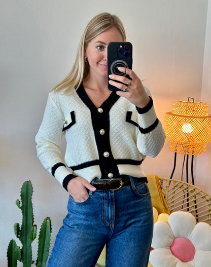 Cardigan blanc et noir en maille lainée avec détails boutonnés T.34/36