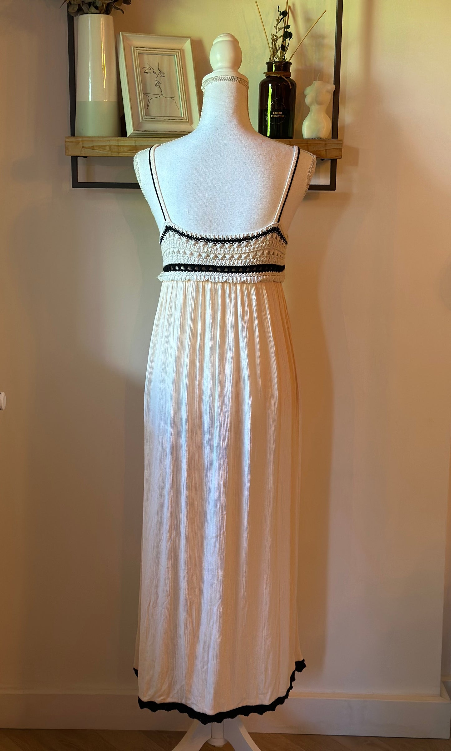 Robe longue fluide écrue détail crochet T.38