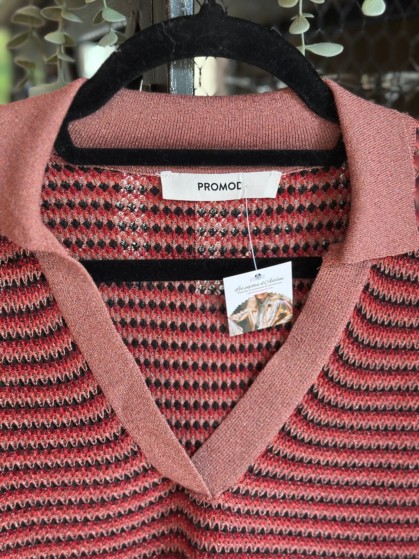 Pull polo pailleté T.38