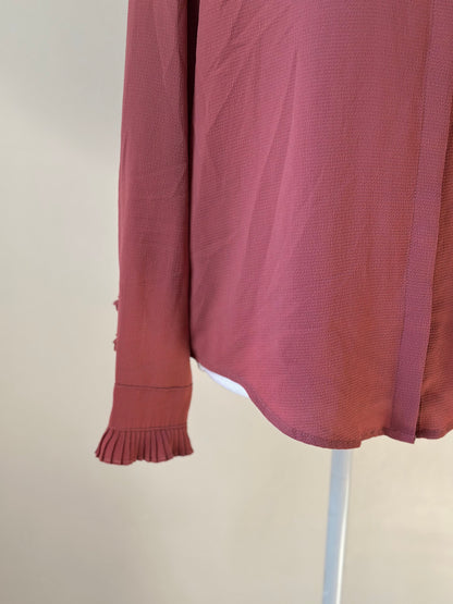 Chemise fluide rose détails plissés col et poignets T.36