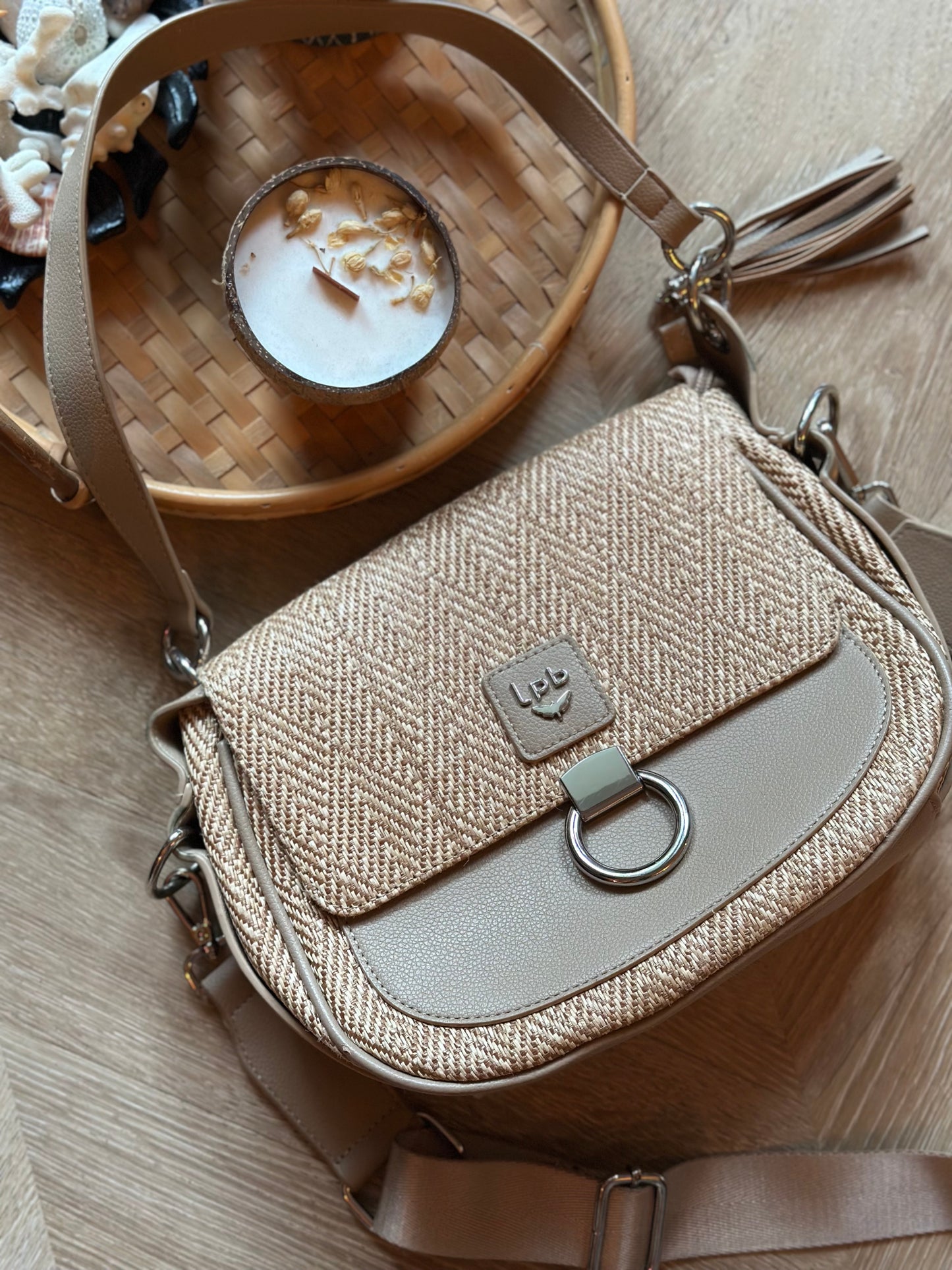 Sac à bandoulière modèle trotteur Armel beige
