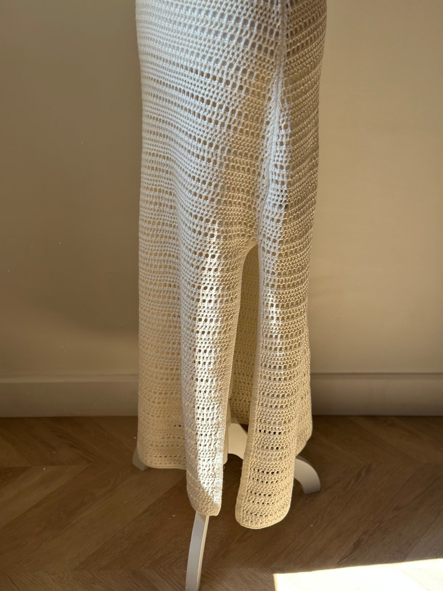 Robe longue au crochet crème neuve T.38