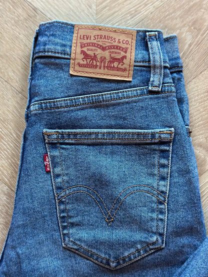 Jean mom denim bleu Levi’s high waisted T.34/36 W25