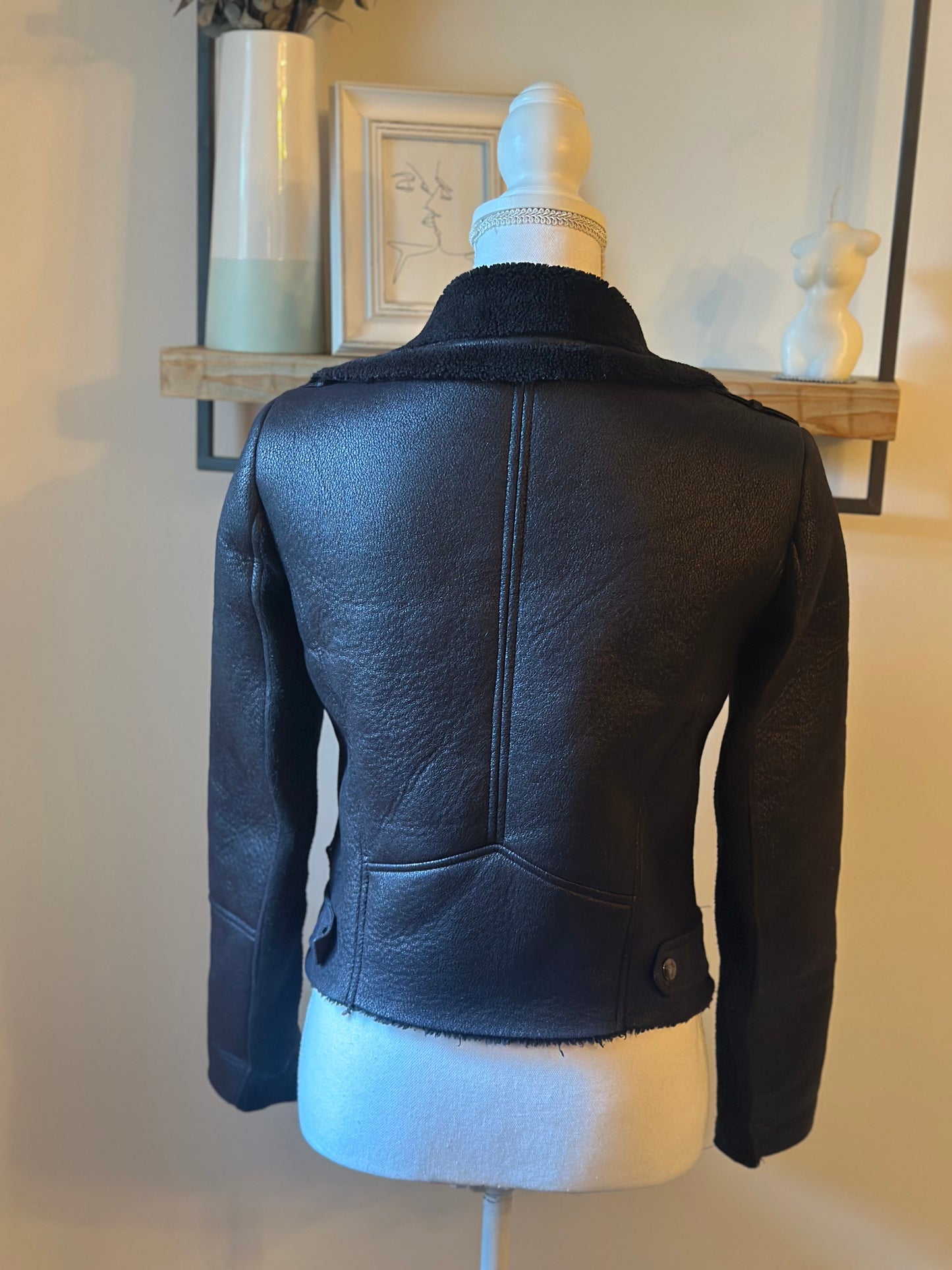 Veste aviateur noire col mouton tout doux T.34