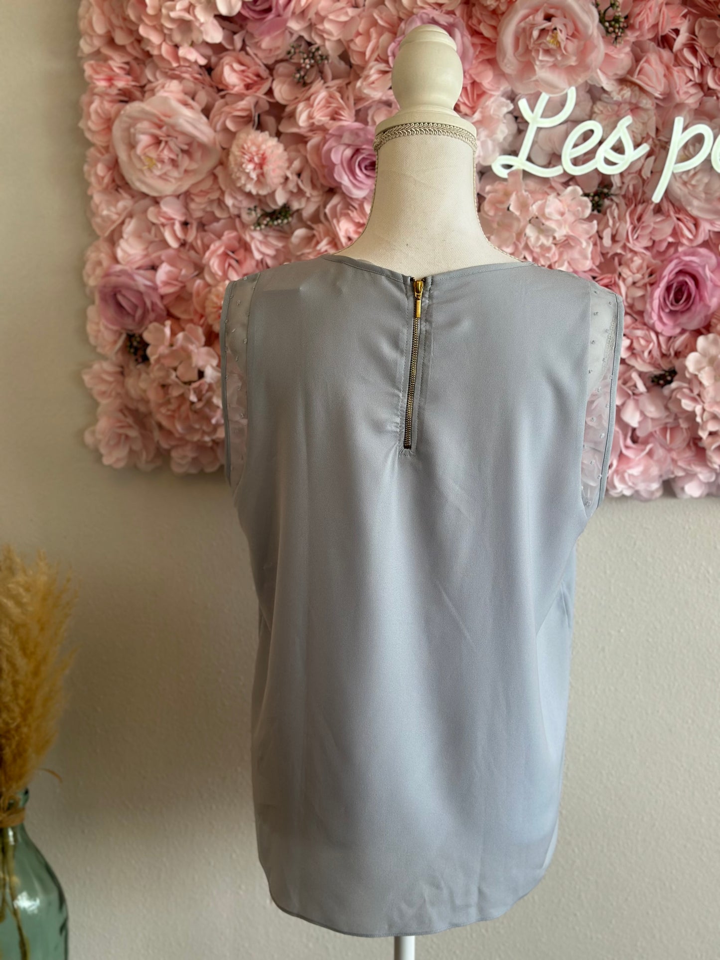 Blouse sans manches bleu clair, T.42