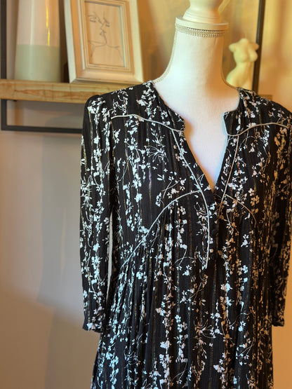 Robe Frezza coupe fluide fleurie noire et blanche T.38/2