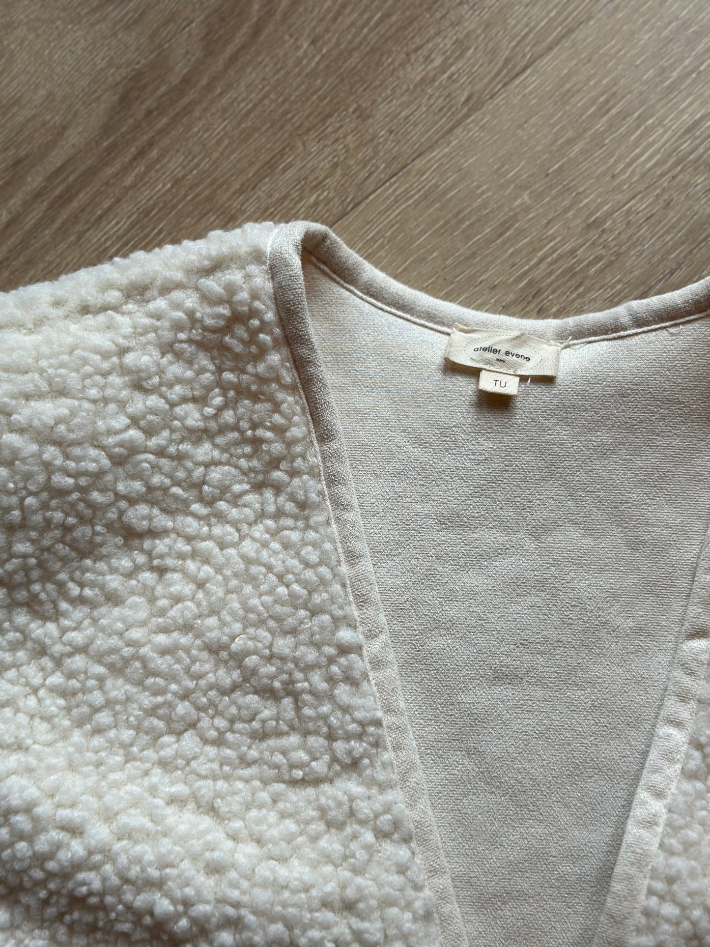 Gilet sans manches effet moumoute écru T.U