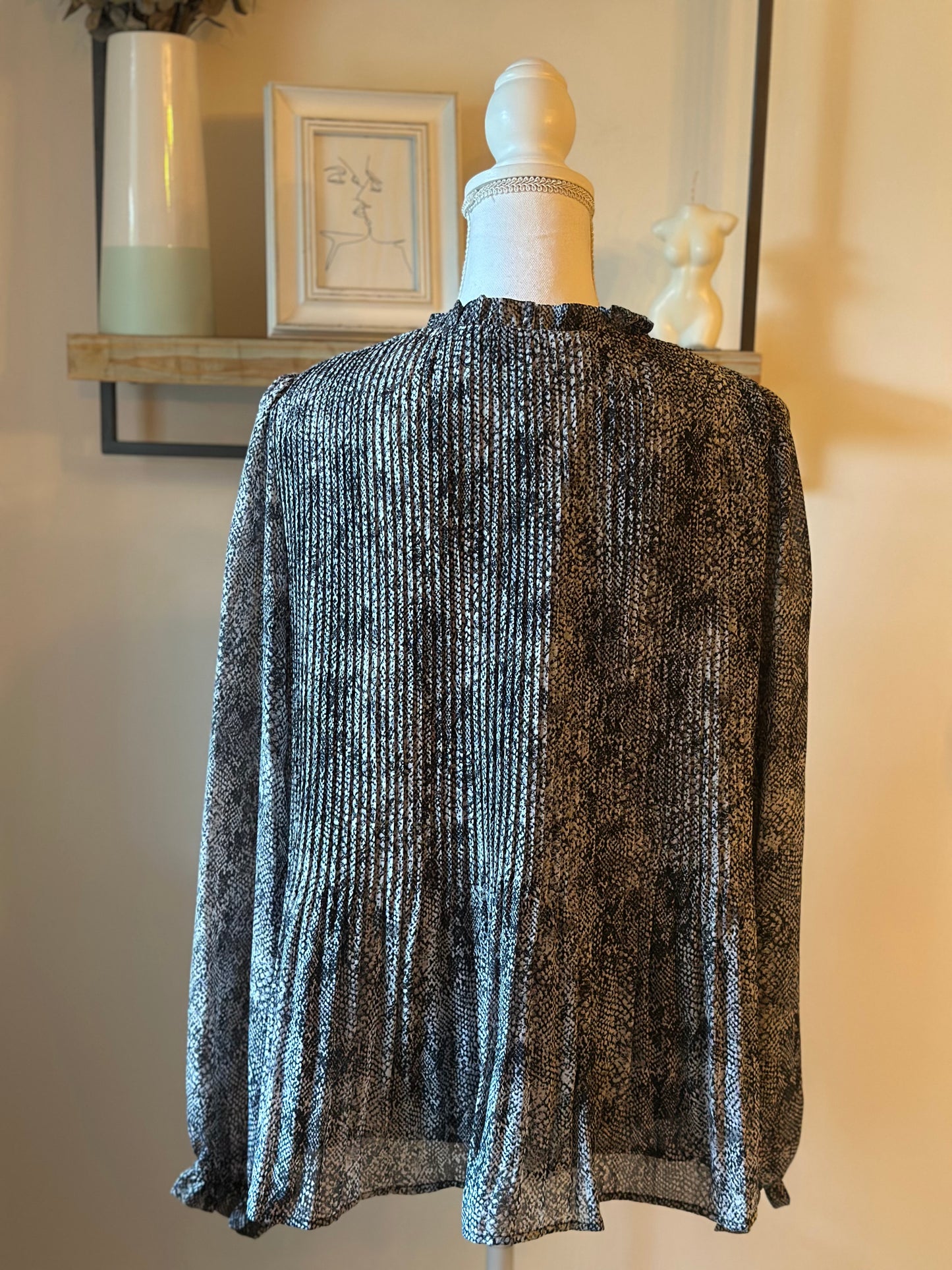 Blouse imprimé python plissée T.40