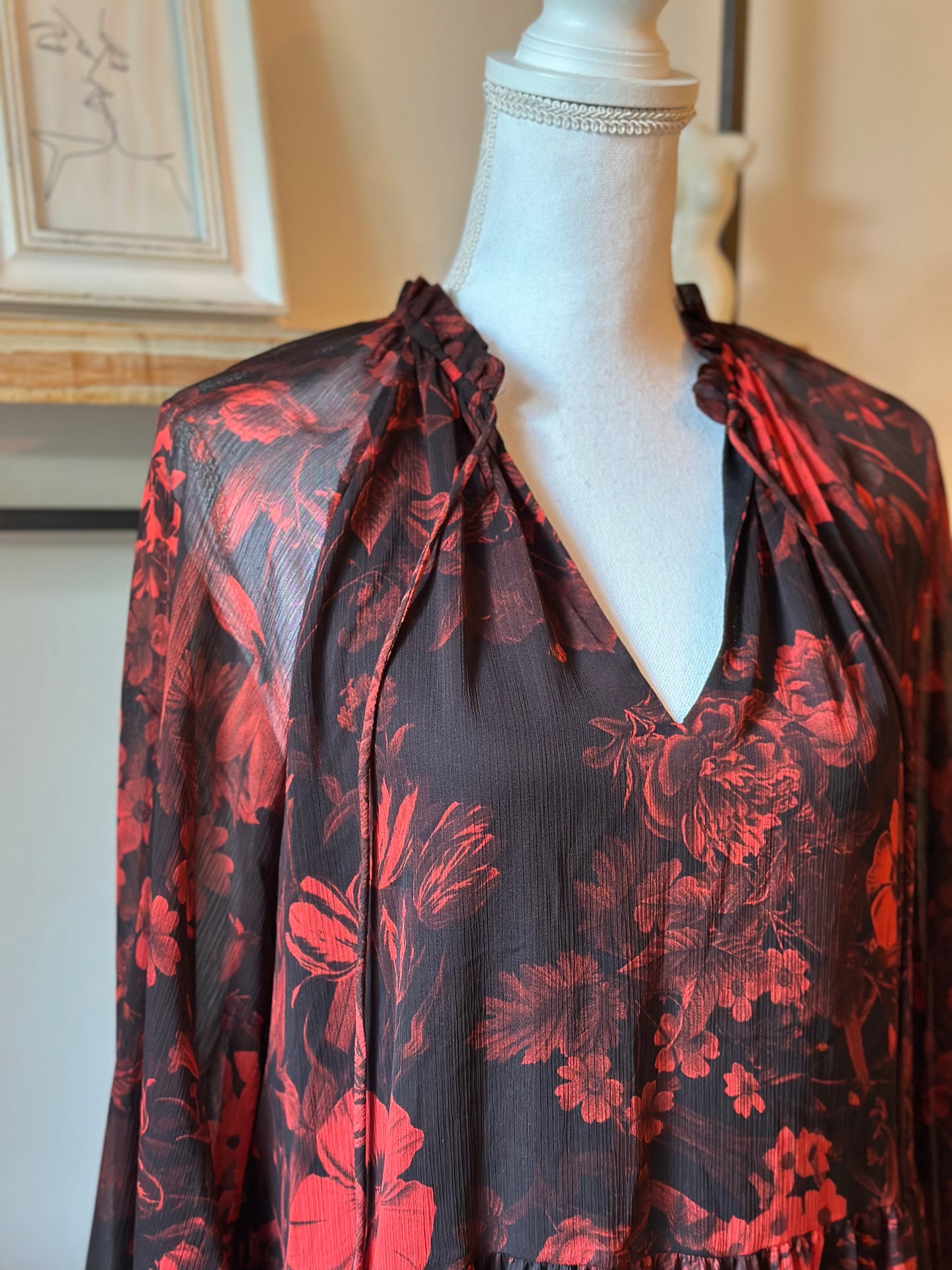 Robe fluide fleurie noir & rouge T.38