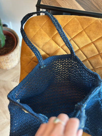 Sac cabas en jute bleu marine “Bohème” – anses cuir