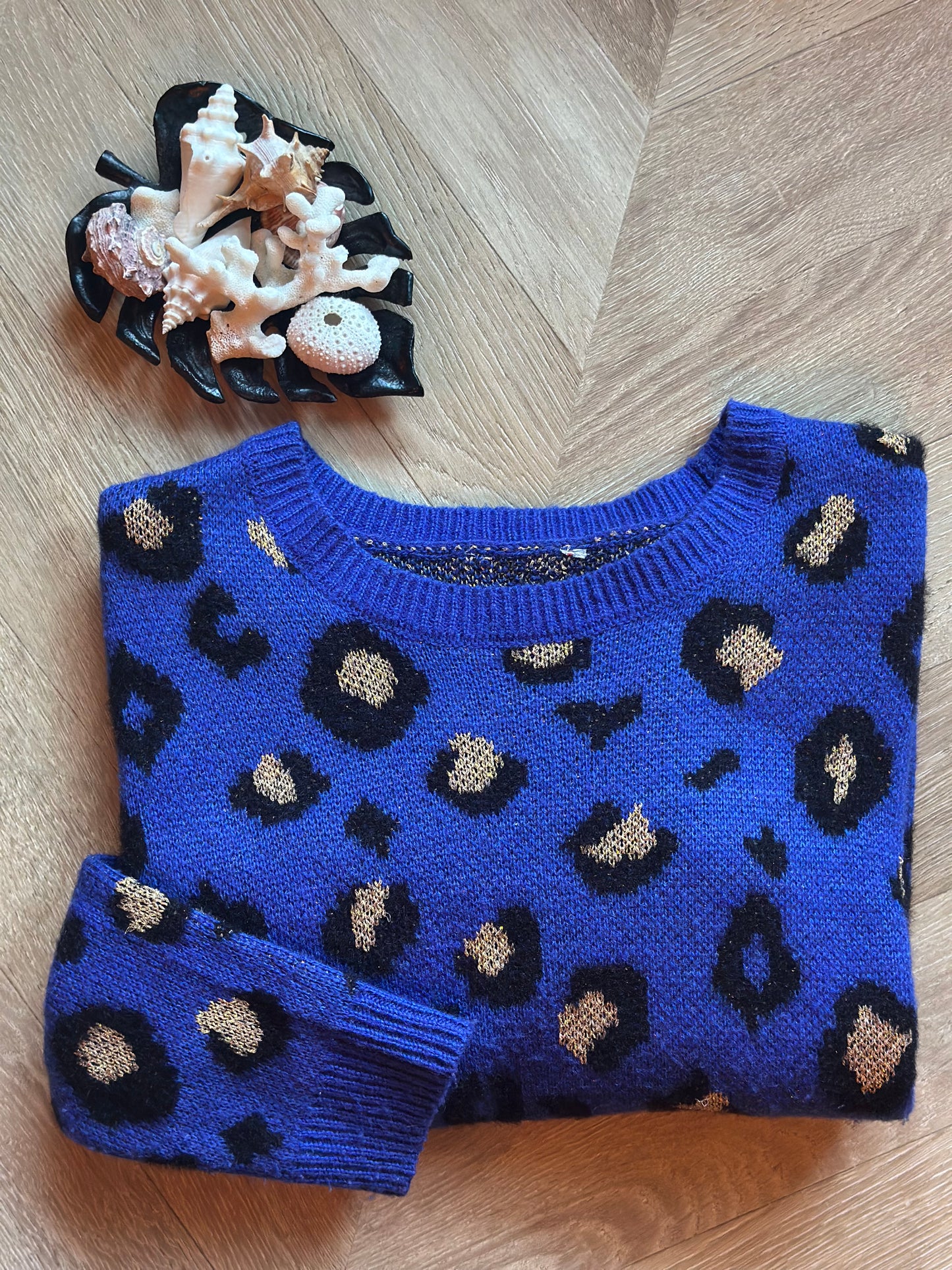 Pull doux bleu léopard T.36
