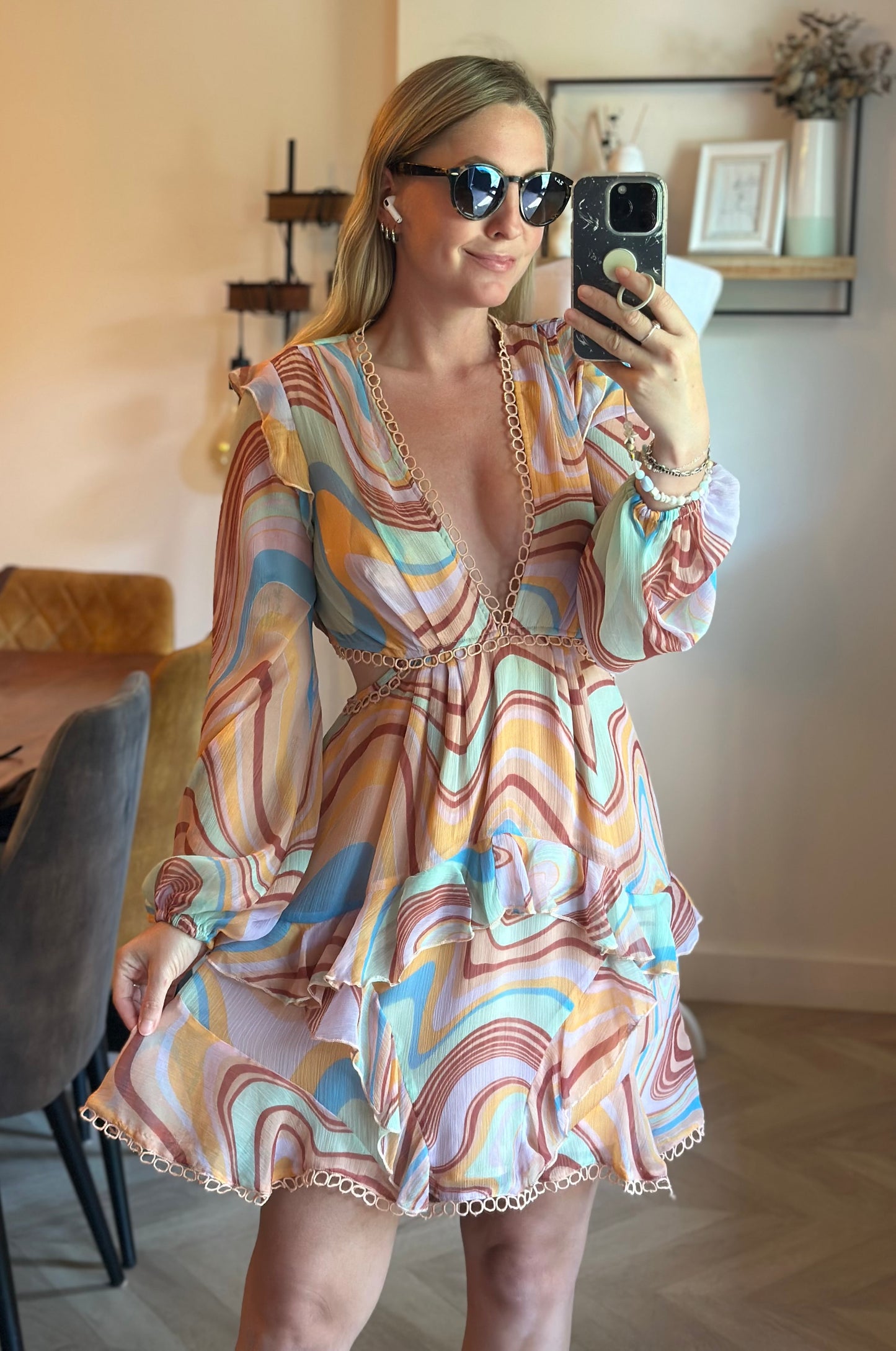 Robe volantée imprimé multicolore – Dos ouvert T.38
