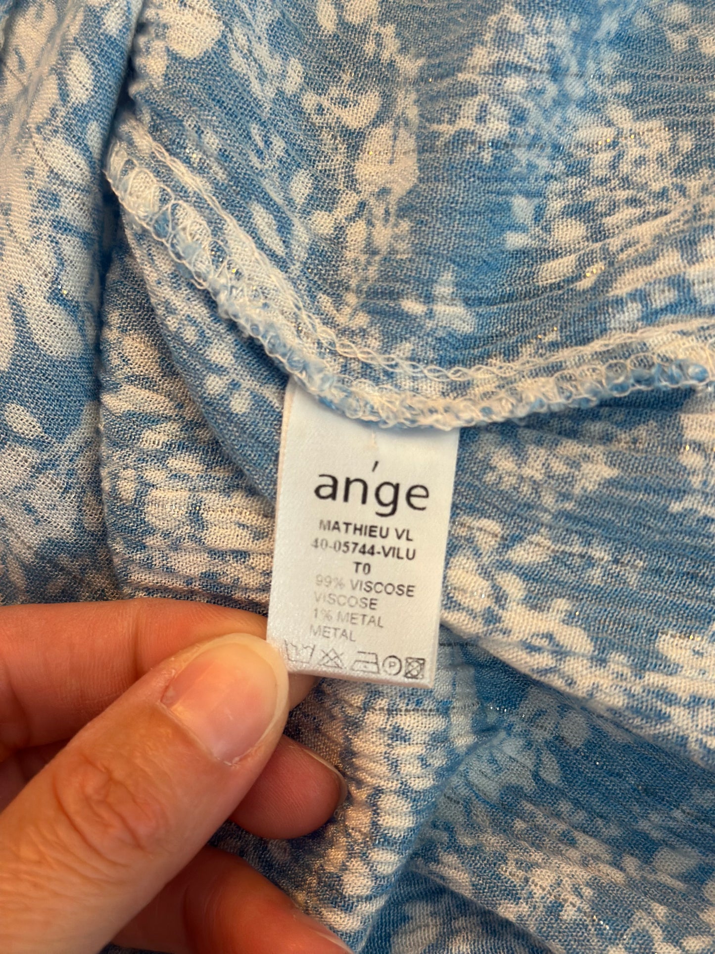 Robe d’été bleue à motifs fleuris blancs T.34/36