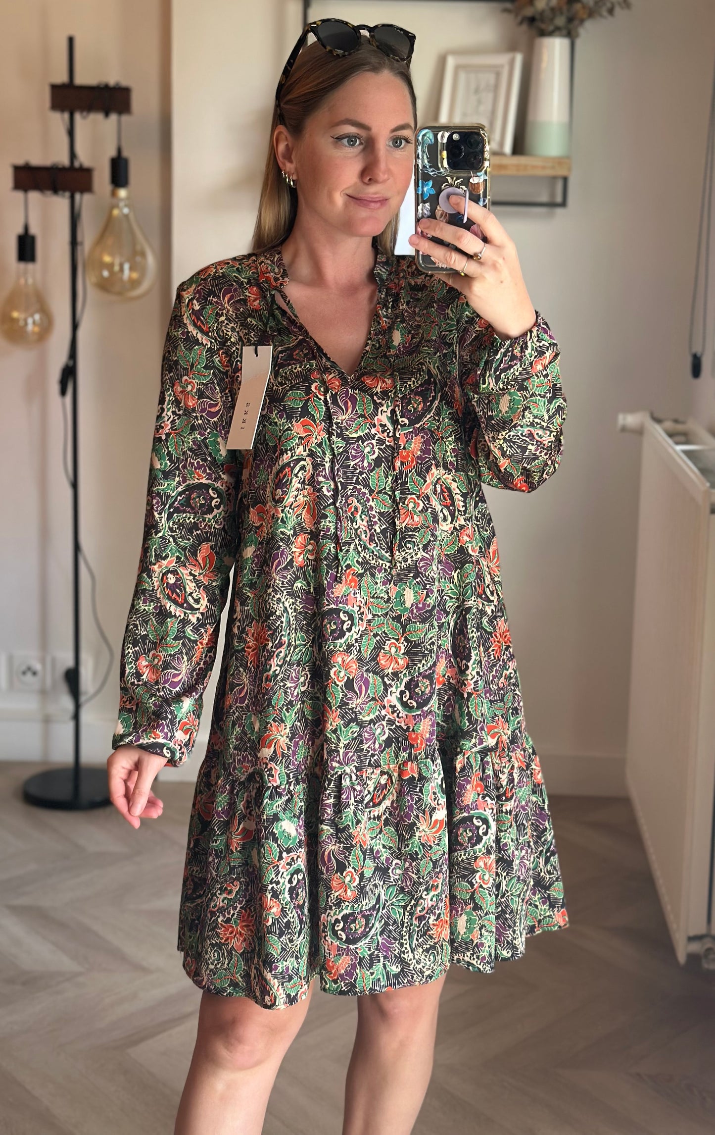 Belle robe fluide et légère à imprimé floral, T.34