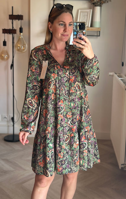 Belle robe fluide et légère à imprimé floral, T.34