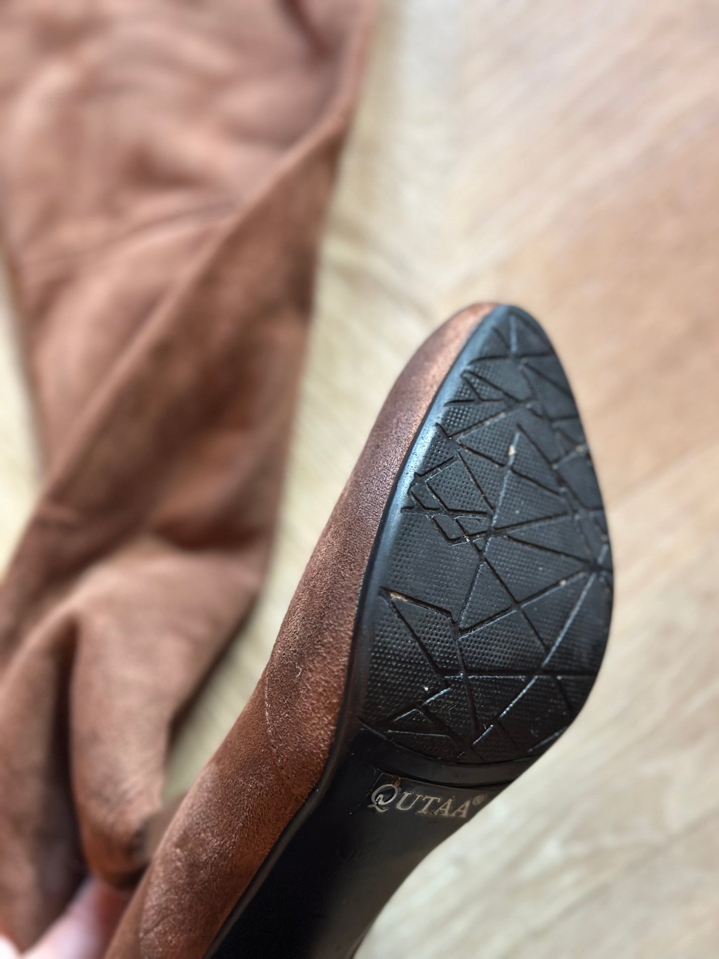 Cuissardes en daim marron clair à lacets T.36