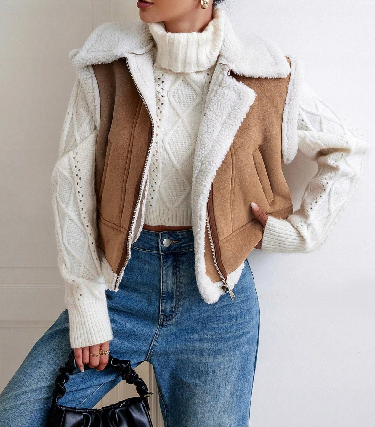 Veste sans manches style peau retournée beige et écru T.34