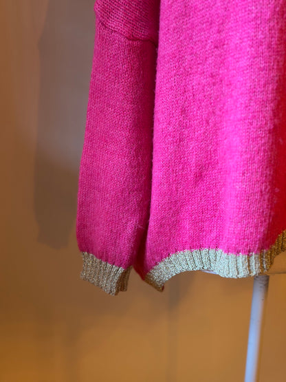 Pull col V rose fuchsia en laine fabriqué en Italie T.U
