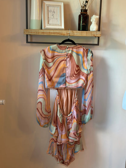 Robe volantée imprimé multicolore – Dos ouvert T.38