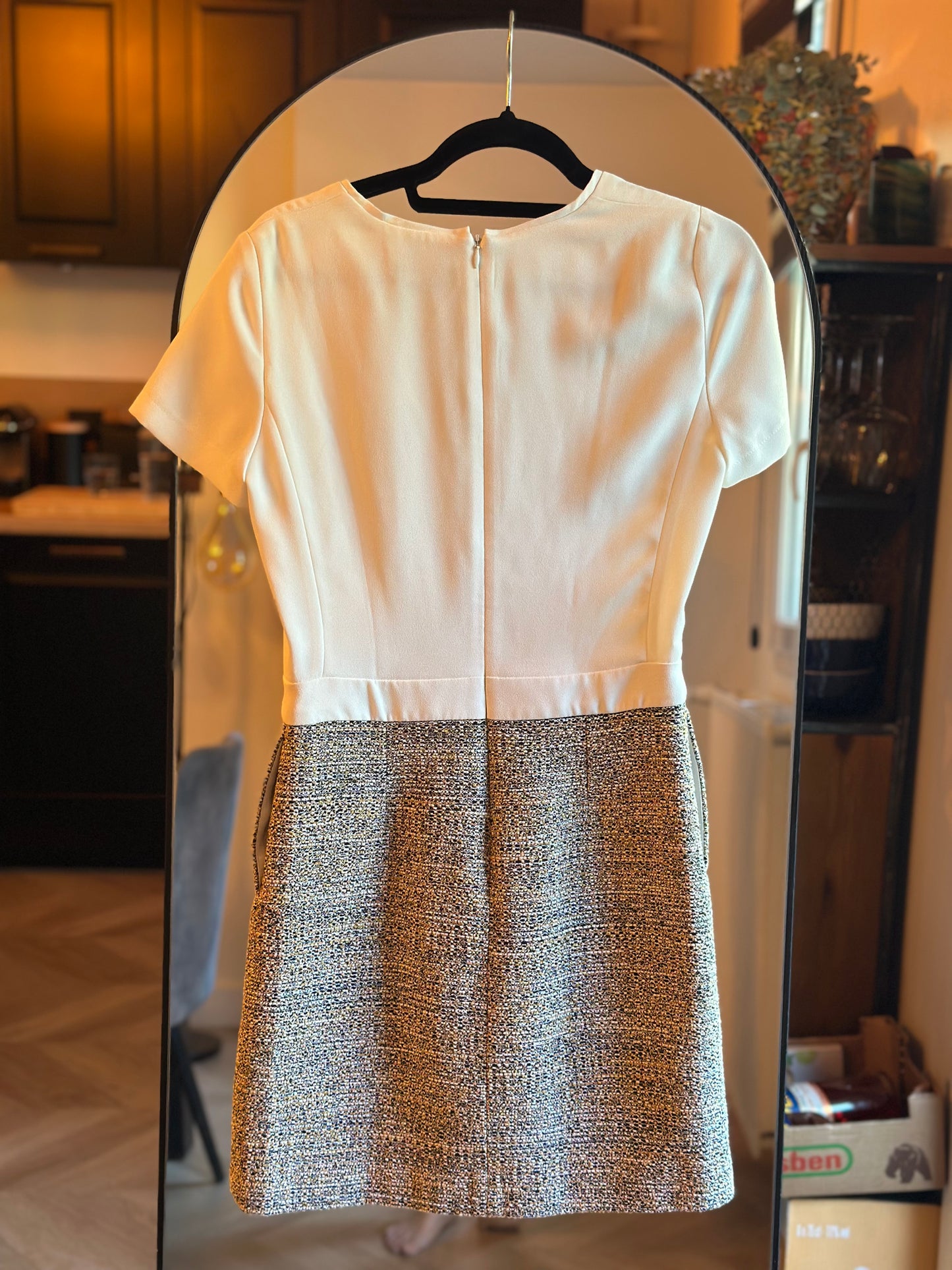 Robe droite bi-matière Caroll Paris blanche et tweed beige T.34
