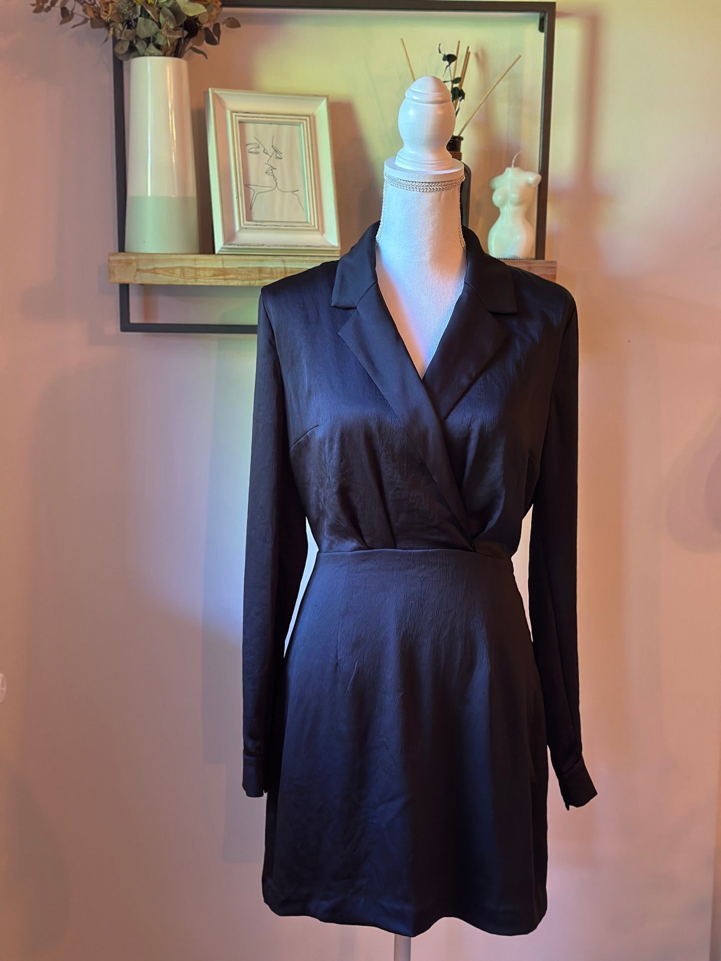 Robe blazer noire satinée T.38