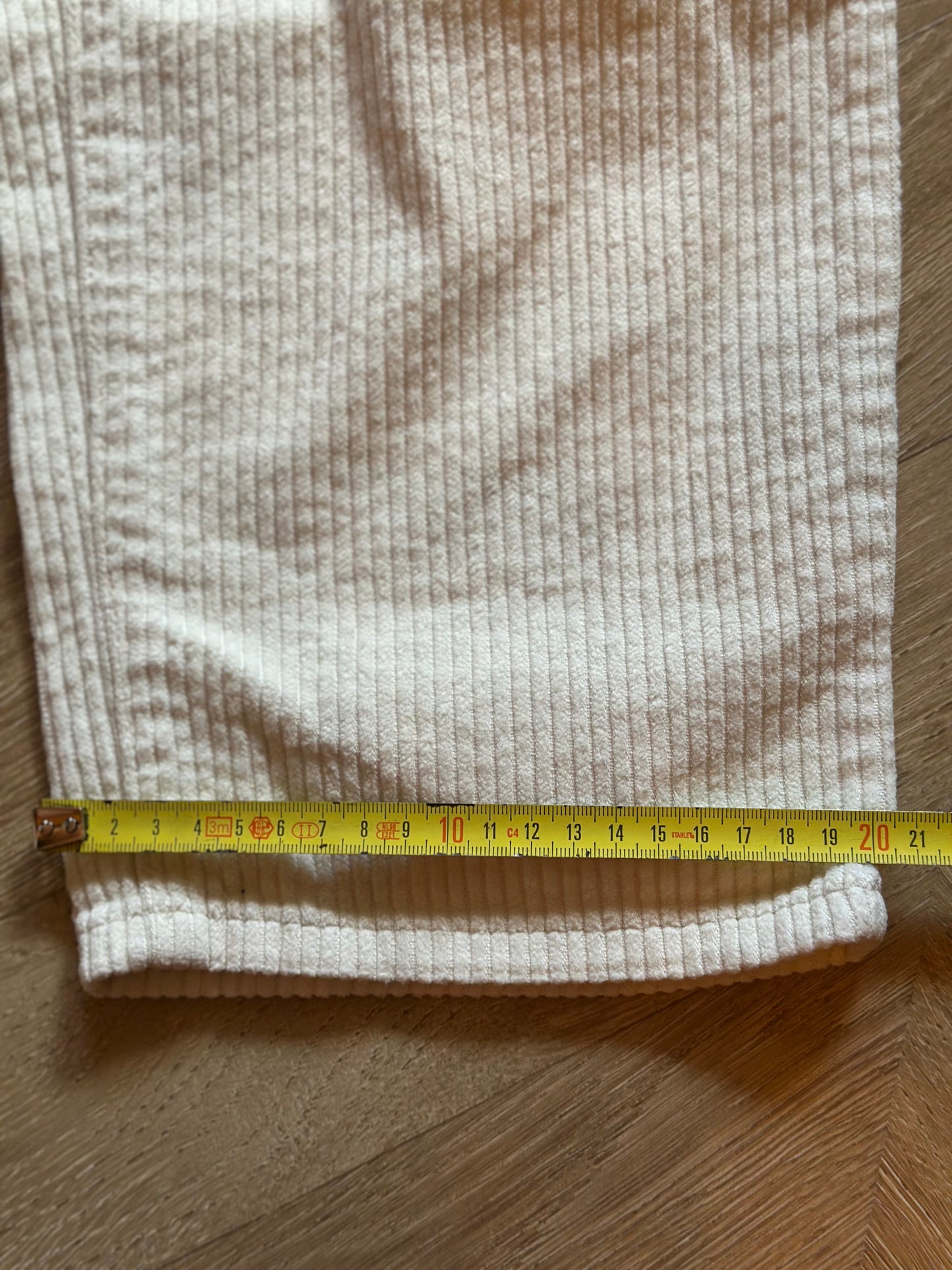 Pantalon velours côtelé écru T.38