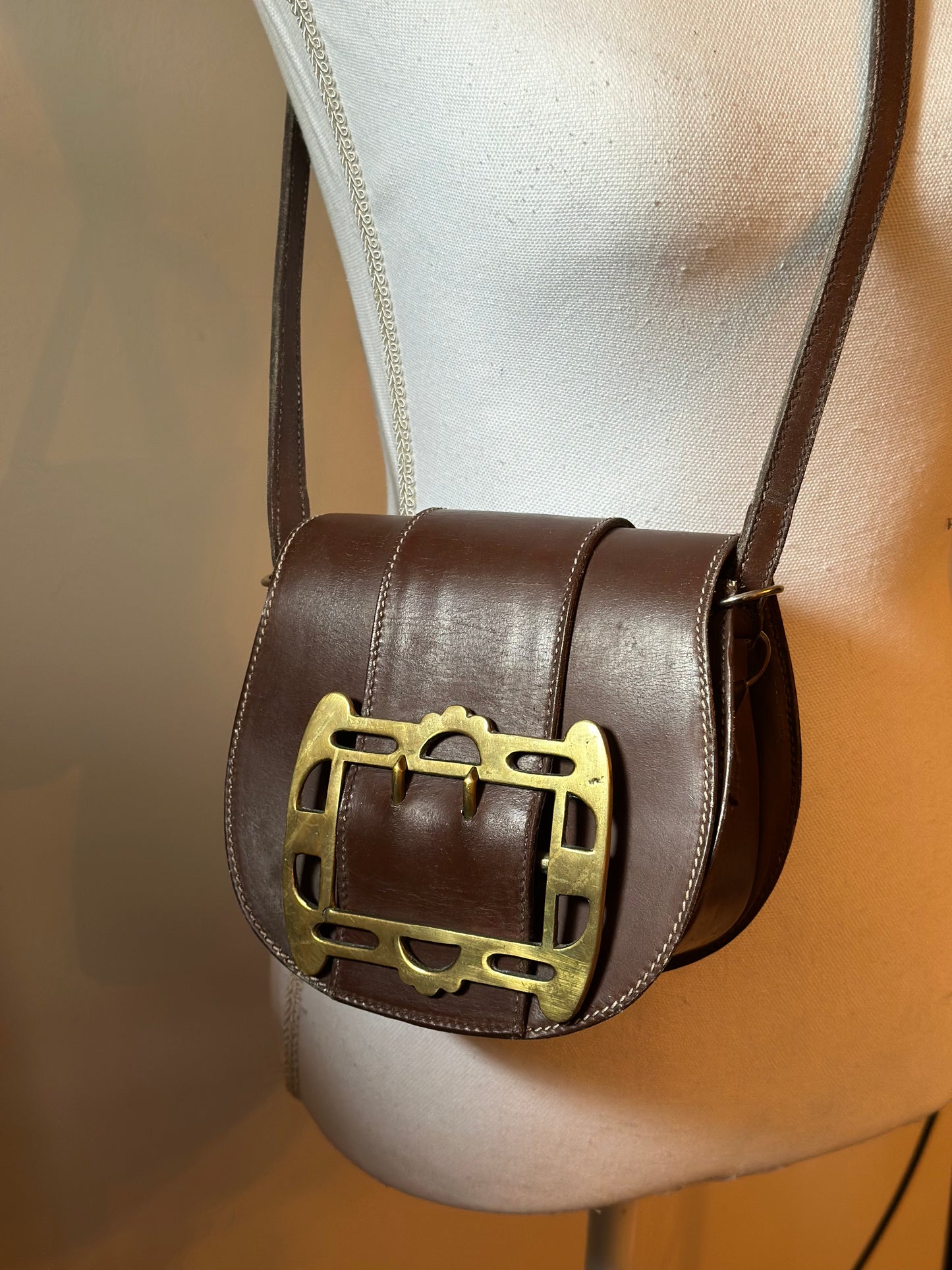Sac bandoulière cuir marron vintage boucle métal – Made in France