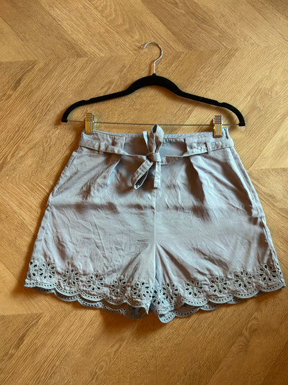 Short fluide broderie anglaise gris T.36