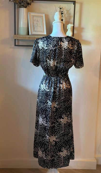 Robe longue imprimé fleuri noir et écru T.36/38