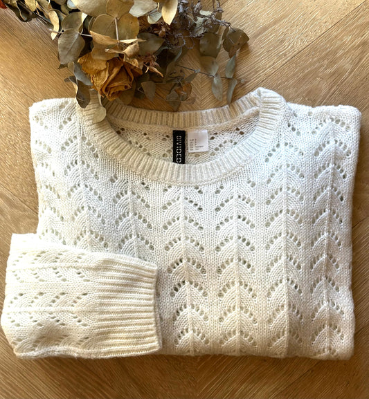 Pull blanc en maille ajourée pointelle T.36