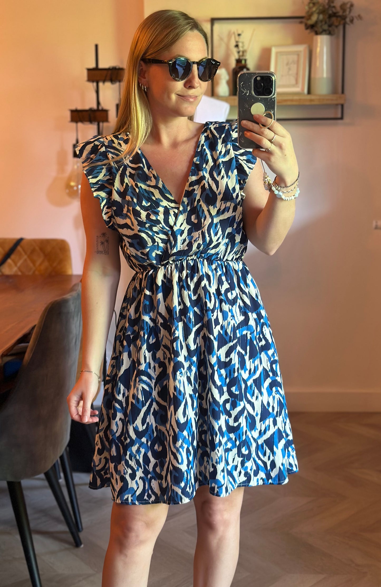 Robe fluide imprimé bleu volantée T.36/38