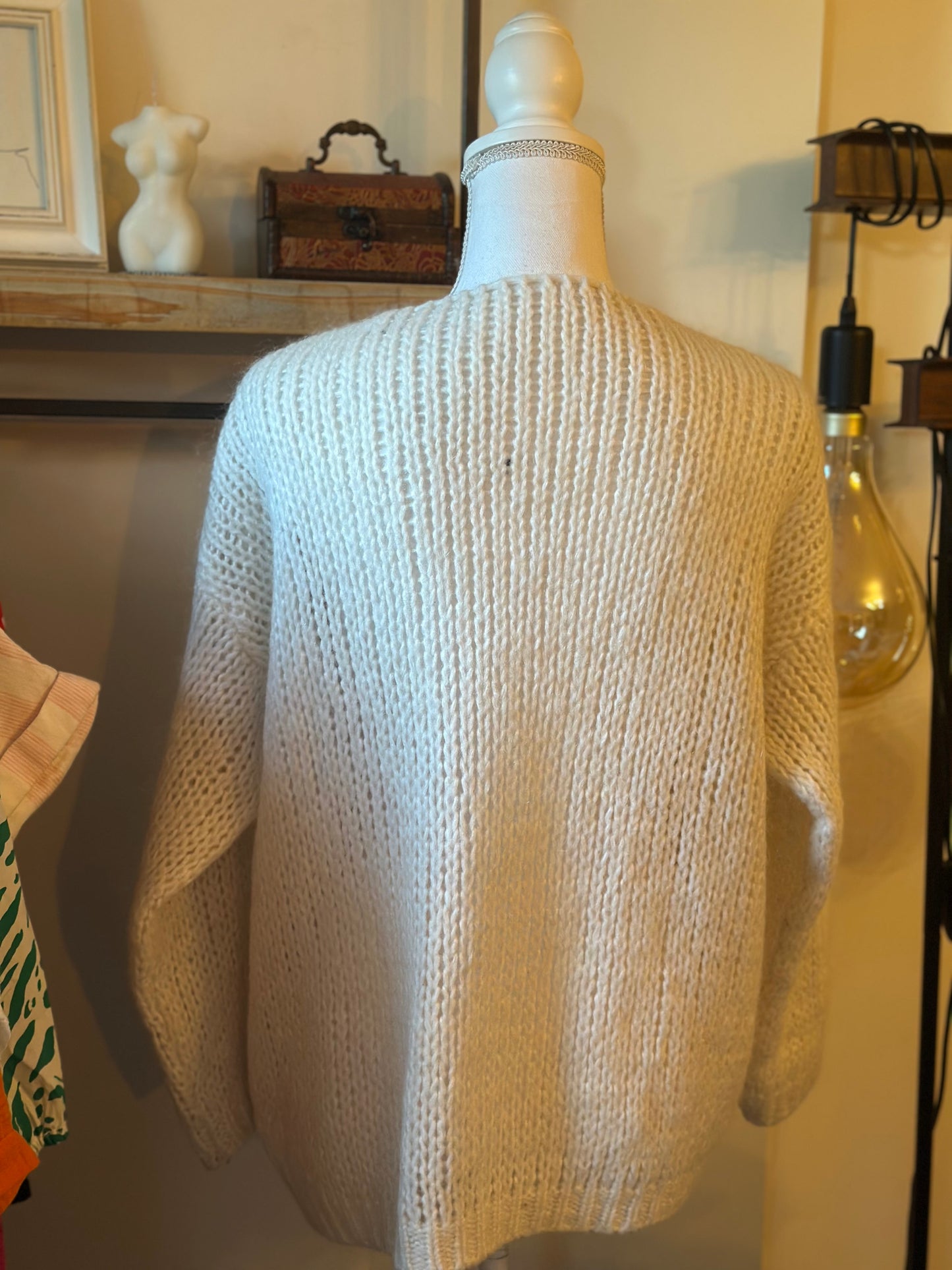 Pull en maille mohair blanche col V T.U