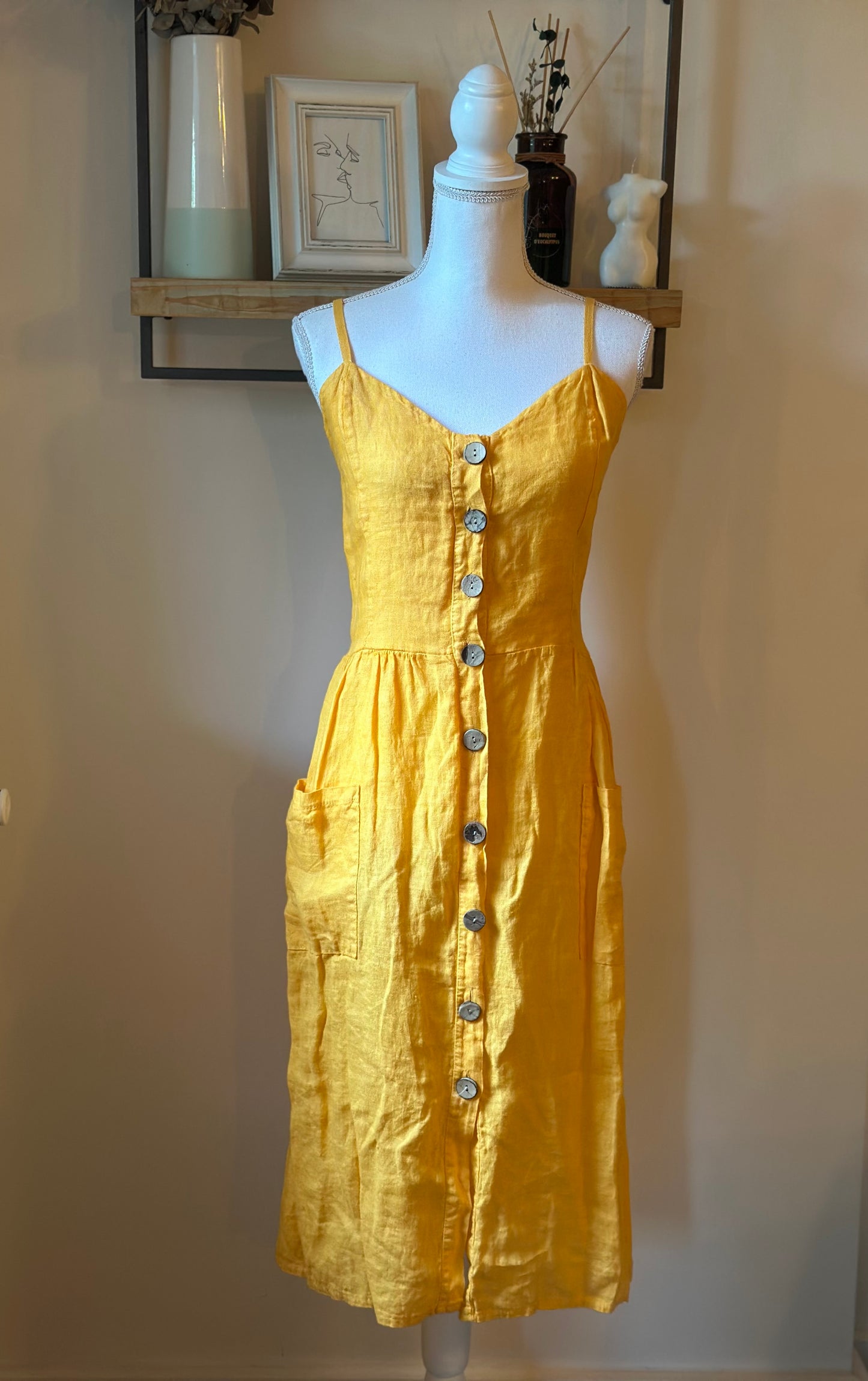 Robe midi jaune en lin boutons – T.38/40