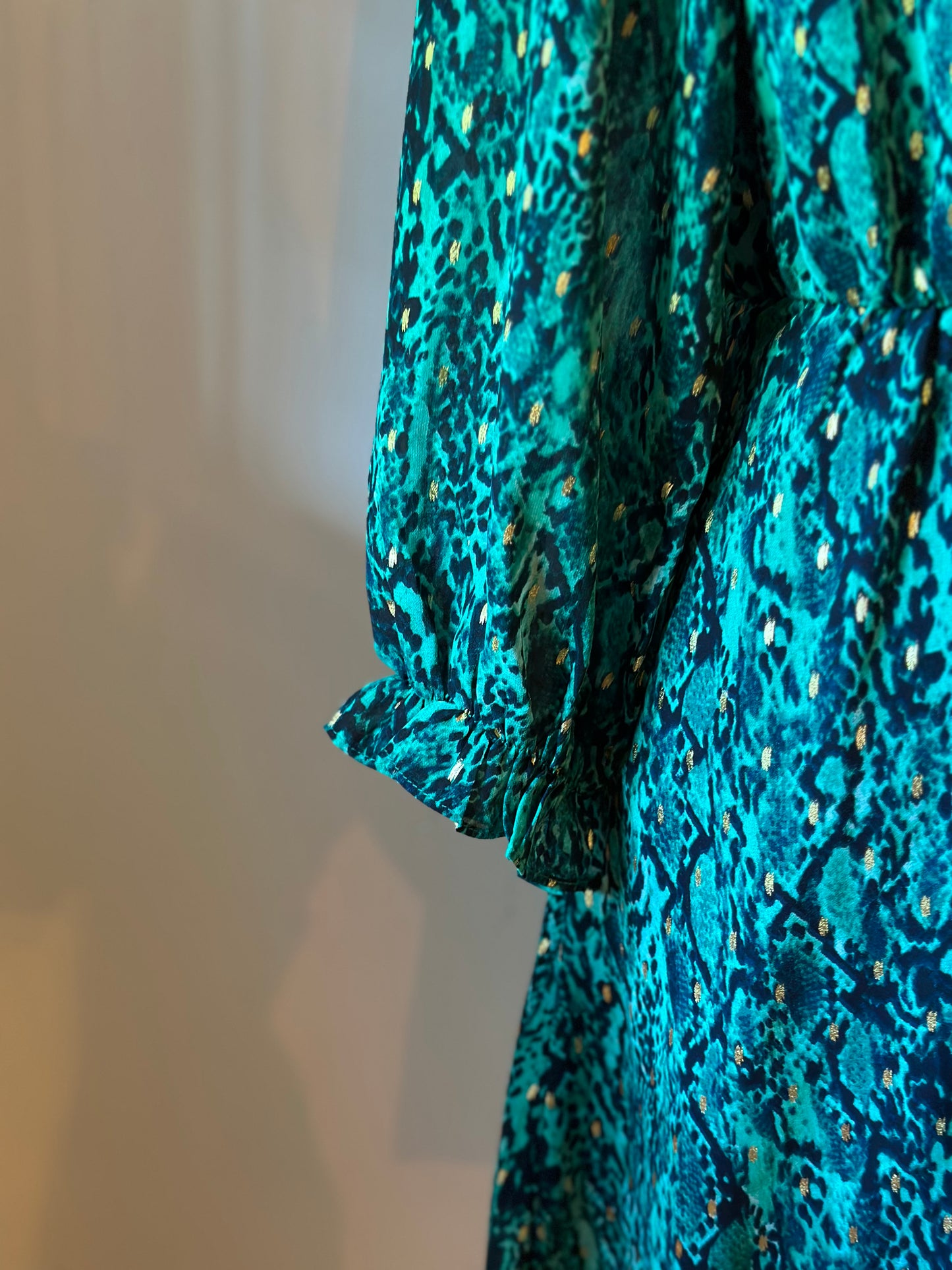 Robe portefeuille imprimé léopard vert T.36/38