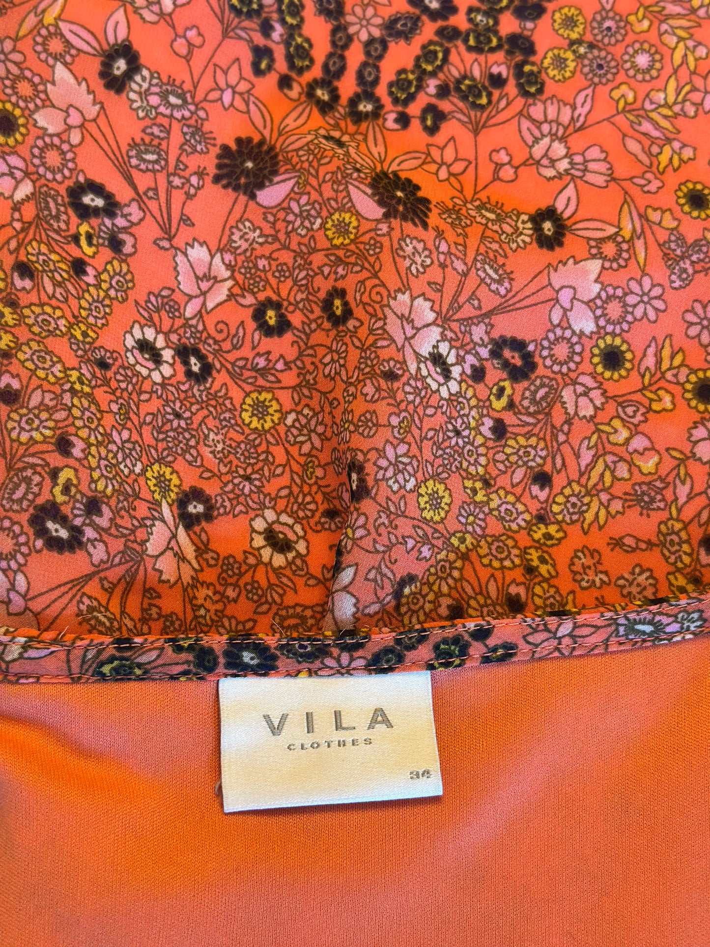 Robe fluide à fleurs T.34