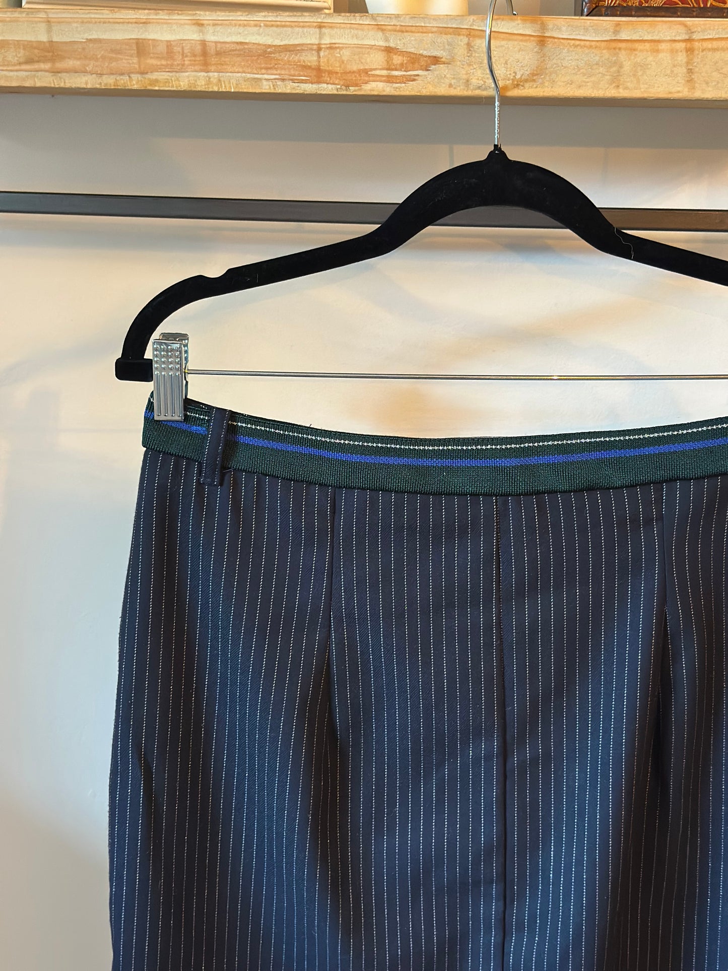 Jupe tailleur rayée T.42